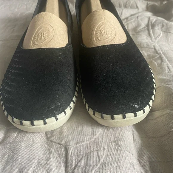 Brand new rare Sketchers Summer sheen loafers - Picture 3 of 9